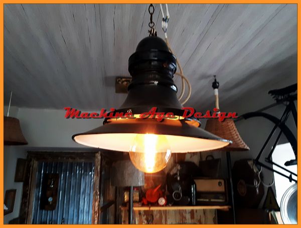 nagy méretű ipari design lámpa
